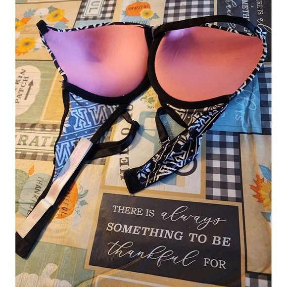 VS Victorias Secret PINK Bra Wear Everywhere Push-up 32C - Picture 2 of 3